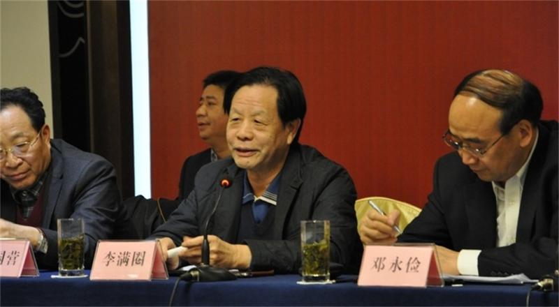 河南省检察院原副检察长、河南省鹰城商会名誉会长李满圈讲话.jpg